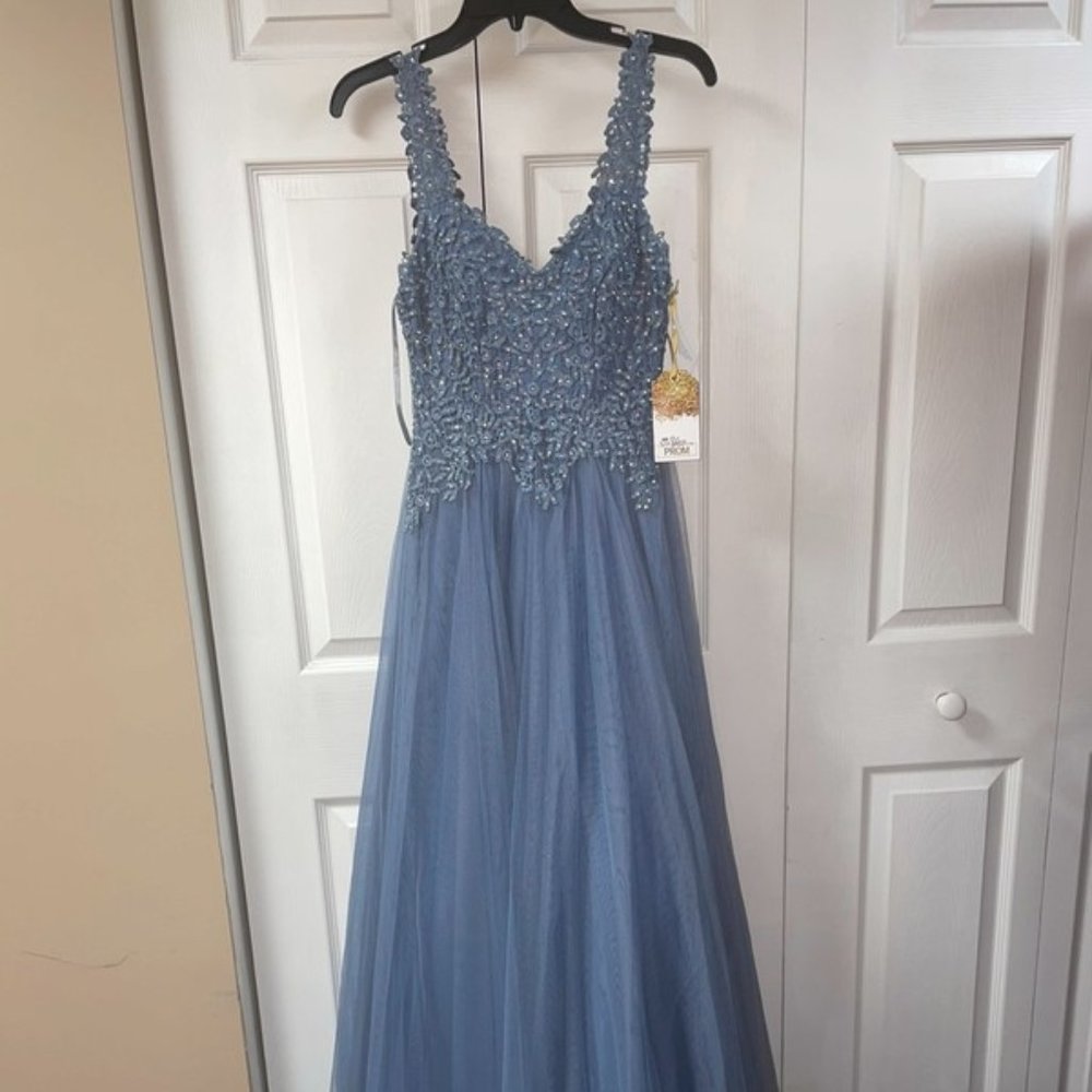 Blue prom dress